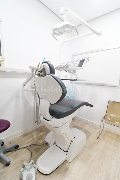 Foto 6aad775a-0d33-437c-93c5-3819982c5c99. Traspaso local comercial clinica dental en traspaso en Valencia