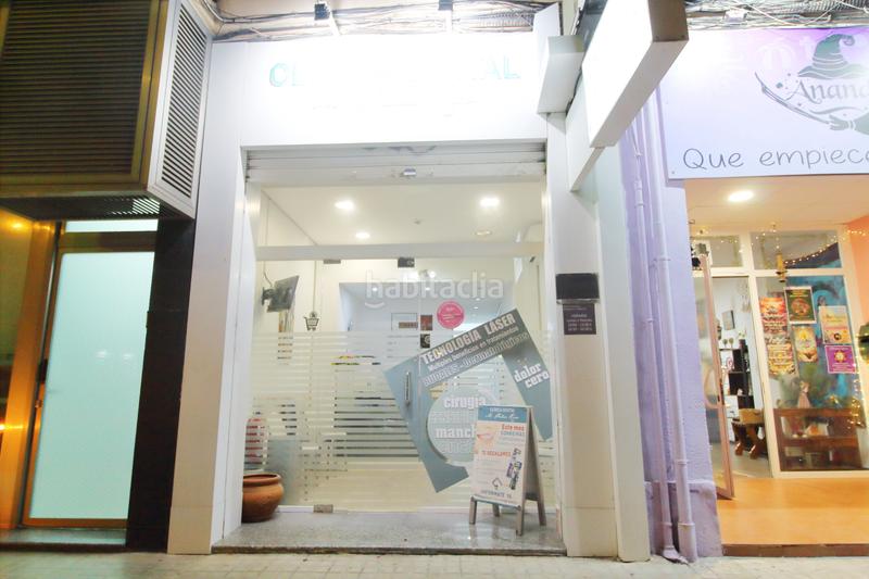 Foto b0d5eca6-ca11-4a13-af9e-270c765ba002. Traspaso local comercial clinica dental en traspaso en Valencia