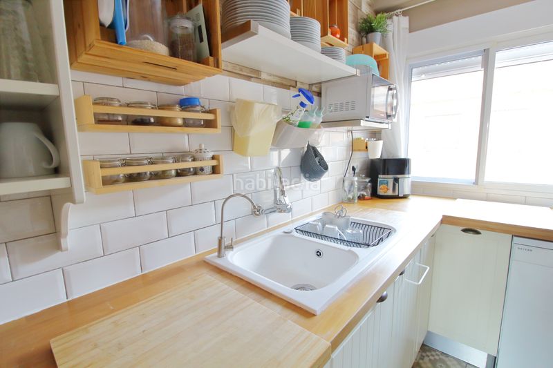 Foto 13a7bdf5-0abc-432c-a54e-971bceb0bfeb. Piso en Barrio Benicalap Valencia