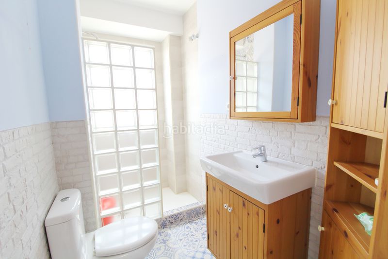 Foto 188c7d59-b064-49d2-a152-f71b6b33bdab. Piso en Barrio Benicalap Valencia