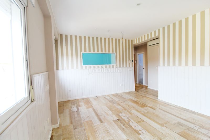 Foto 2f381b99-e3eb-4ab7-859a-fd36a144b320. Piso en Barrio Benicalap Valencia