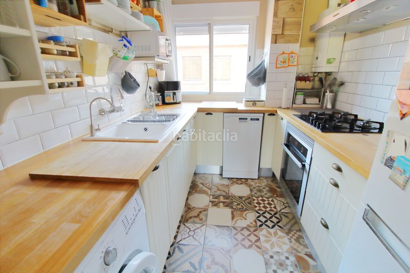 Foto 9980d5fd-84fd-41ed-be92-19210febd561. Piso en Barrio Benicalap Valencia