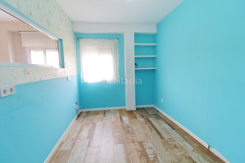 Foto f5f37ab4-7483-46f6-91f6-5c8dda35ea6d. Piso en Barrio Benicalap Valencia