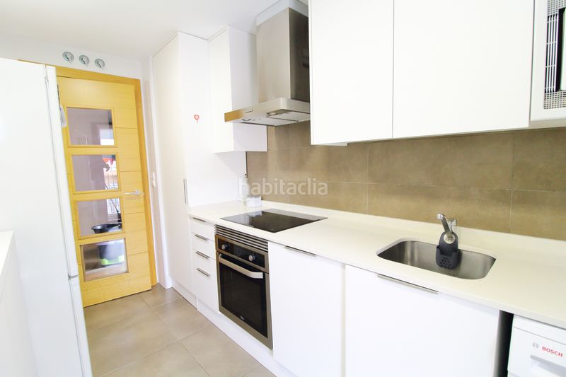 Foto 4be8562d-0e0d-4fa0-9985-e2d26017893e. Piso en Torrefiel Valencia