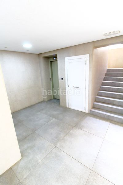 Foto bd3306a7-0005-42d8-a289-0721305b0c9a. Piso en El Perellonet Valencia
