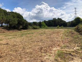 Terreno residencial  Clotas las. Parcela sin vecinos en zona tranquila de sant quirze de safaja