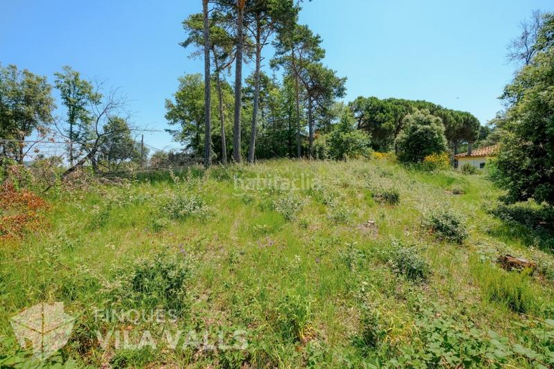 Foto b8872d35-1f36-41d4-9017-cb1fd998aa68. Terreno residencial solar esquinero de 1.196 m2 en sant quirze en Sant Quirze Safaja