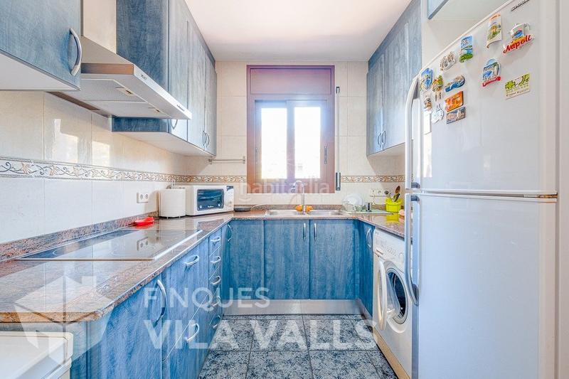 Foto df8a5d4e-9ee0-4254-a569-0773cad34376. Casa  de estilo rural con 3000 m! en Castellcir