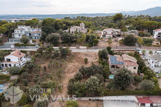 Terreno residenziale in Caldes de Montbui. Solar edificable de 928 m2. ligera pendiente descendiente