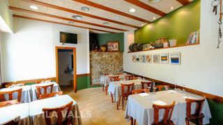 Affitto Locale commerciale  Escletxa. Bar en traspaso con mucha visibilidad