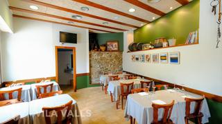 Lloguer Local Comercial  Escletxa. Bar en traspaso con mucha visibilidad