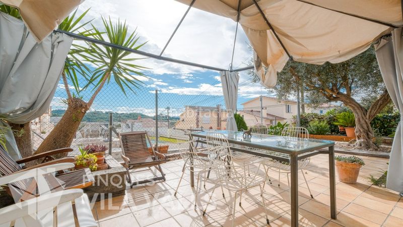 Foto 3d3a9996-60b4-400c-8a7d-bd4d8011cad2. Casa amb aparcament a Caldes de Montbui