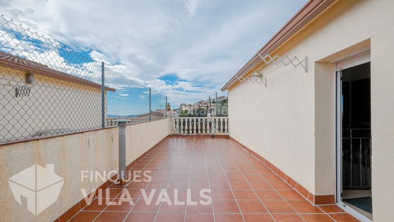 Foto cd1f7fad-6dc6-4631-bbd4-6cf5e14606a5. Casa amb aparcament a Caldes de Montbui