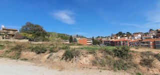 Terreny residencial en Sant Feliu de Codines. Dos solars de costat para edificar 1 ó 2 cases zona les escoles