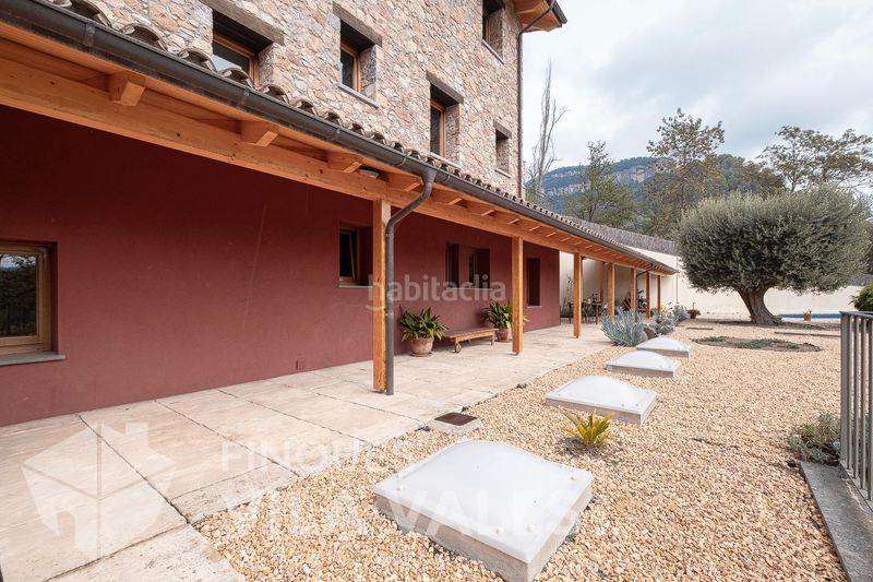 Foto 3d8a1c3b-8edc-4e04-ba81-22c0408d26cf. Xalet amb aparcament piscina a Gallifa
