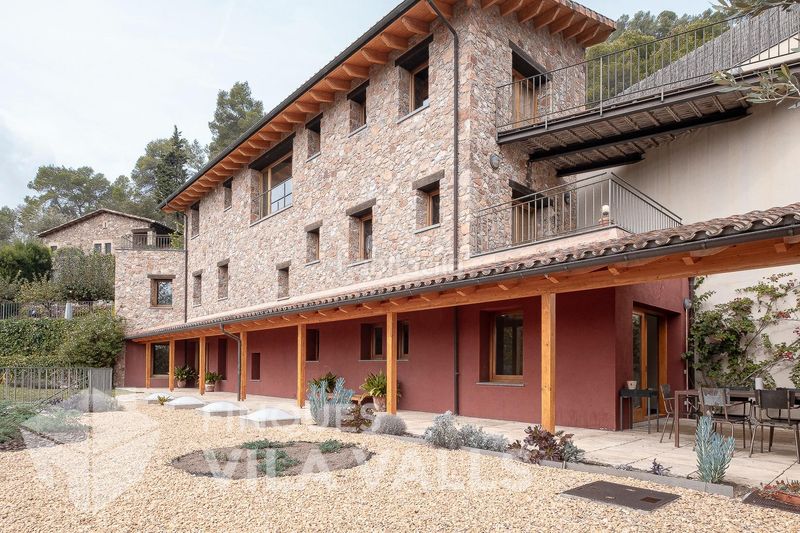 Foto de174d20-7499-4a81-a60f-7ba6e5716e6e. Xalet amb aparcament piscina a Gallifa