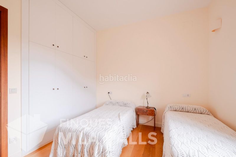 Foto f0a99819-7ec3-4922-b8a9-3ba3fc592e03. Xalet amb aparcament piscina a Gallifa