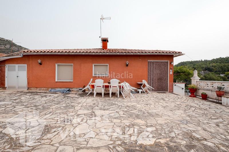 Foto 1fea5688-ca3f-4ac3-918d-cee4c7c97ab3. Xalet amb calefacció aparcament piscina a Sant Feliu de Codines