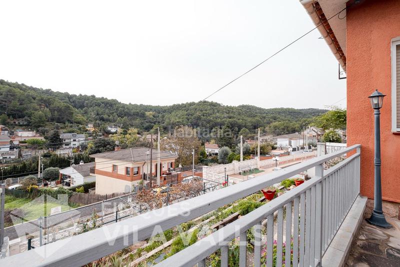 Foto 9ab6b5a5-be4c-452f-a191-e29df8cf6428. Xalet amb calefacció aparcament piscina a Sant Feliu de Codines