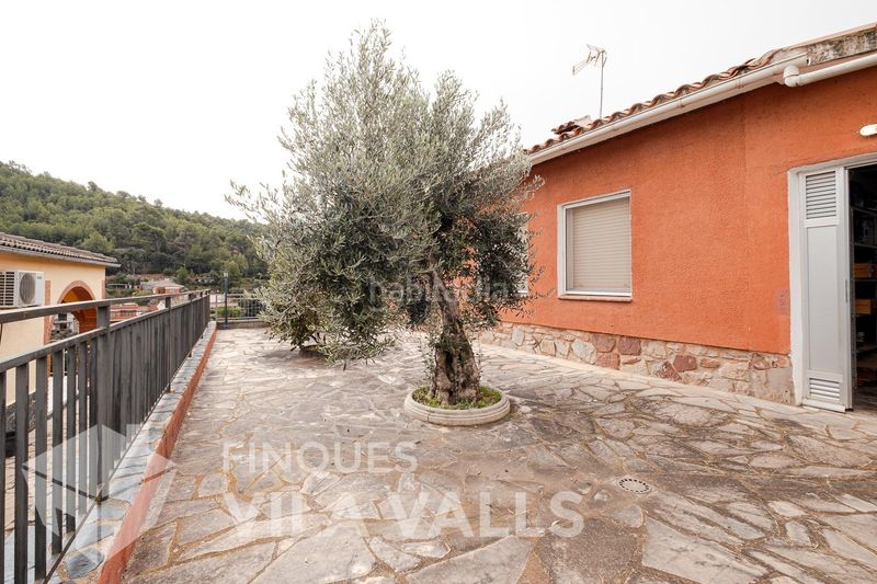 Foto bcceac90-52c2-44aa-9ad6-250a4bb64b45. Xalet amb aparcament piscina a Sant Feliu de Codines