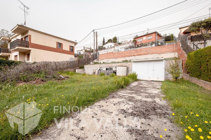 Foto c182386a-a656-45b8-9a3e-648de24431f5. Residential plot in Bigues i Riells del Fai