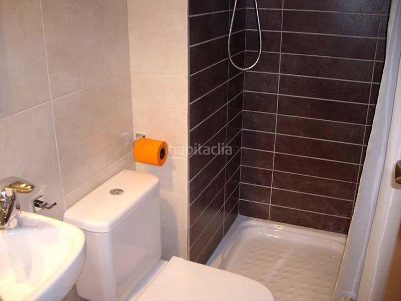 Foto 7f3ed3cc-de6d-4408-9aee-5c96c84ba835. Piso  seminuevo en el centro ideal para inversores en Moià