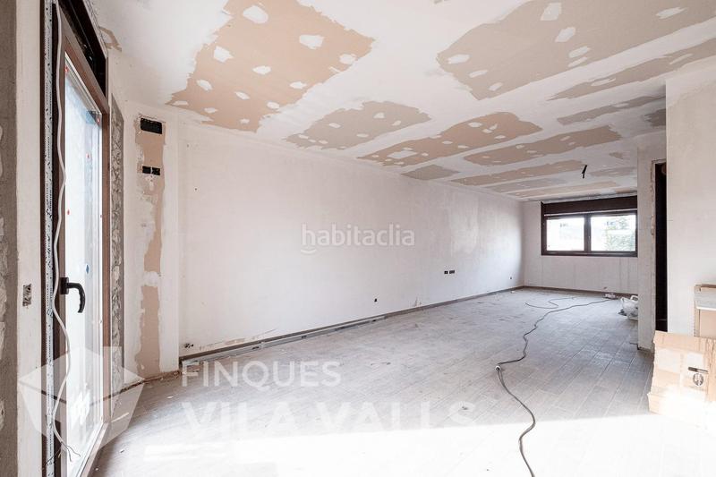 Foto 9b05396e-845d-4309-96a9-b27190d12c9f. Casa distribución inteligente en 4 plantas! en Castellterçol