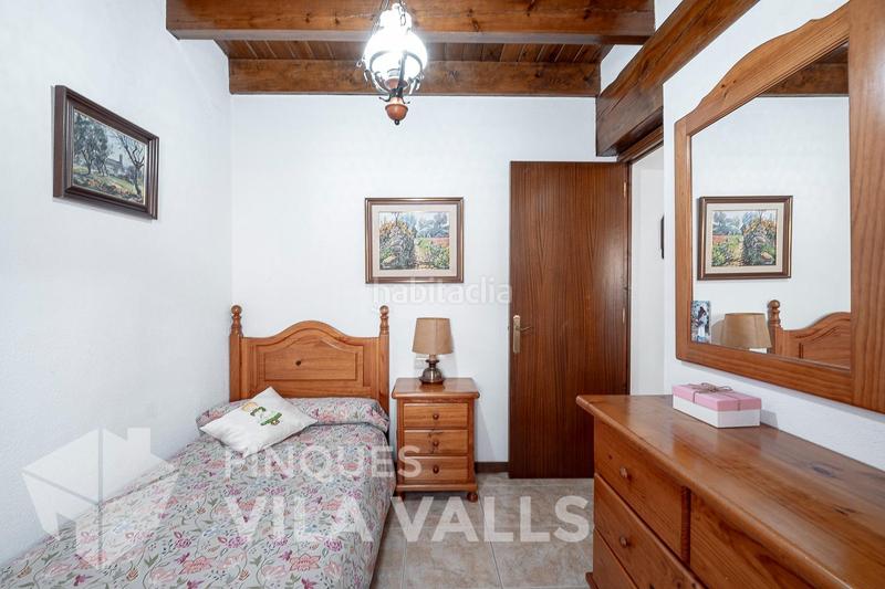 Foto 021b4d4e-a678-4b04-82a8-4578f19aa457. Casa  de piedra en el centro con jardín en Castellcir