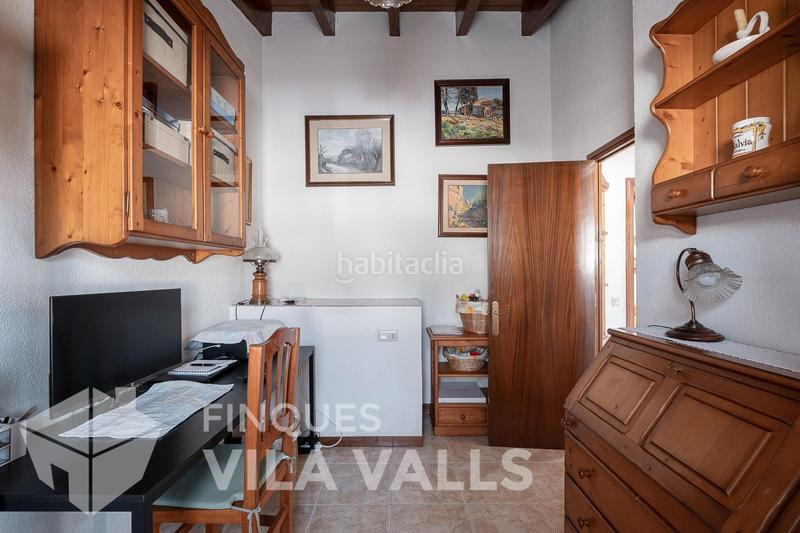 Foto 74d3f002-57a9-420c-a916-6069fa217aa7. Casa  de piedra en el centro con jardín en Castellcir
