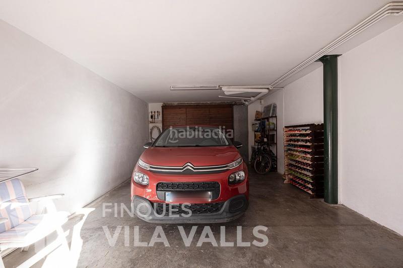 Foto d2883bc5-e49a-42e1-9013-cfb51f87508a. Casa  de piedra en el centro con jardín en Castellcir