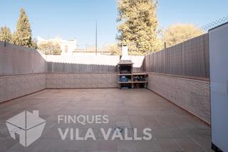 Casa  T antoni 4. Patio, garaje y 3 plantas en palausolit i plegamans  cerca del