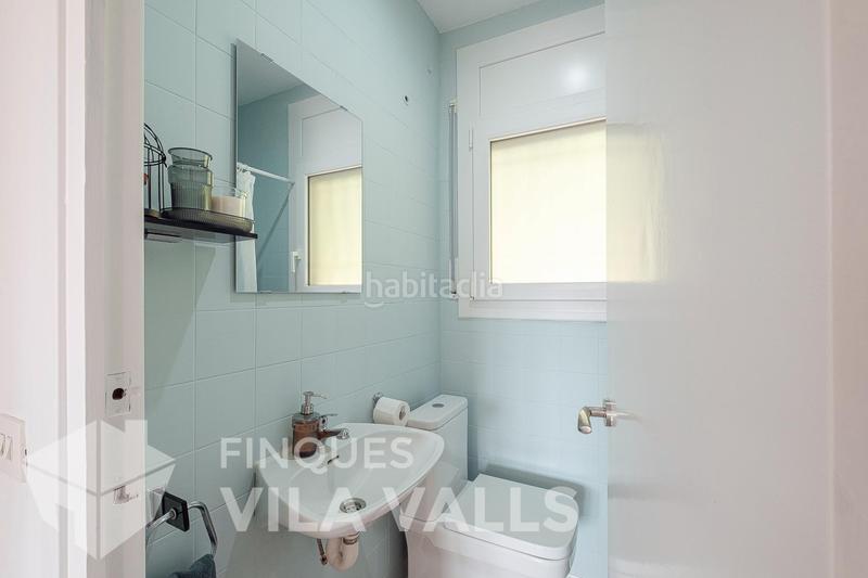 Foto 4b766ddd-b53c-46d0-a789-6edf14ab5438. Chalet preciosa casa dentro del pueblo con piscina en Sant Feliu de Codines
