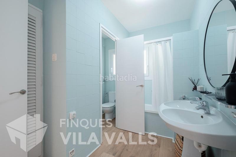 Foto c78572cf-8a9f-4f7e-9251-fb90970efd25. Chalet preciosa casa dentro del pueblo con piscina en Sant Feliu de Codines
