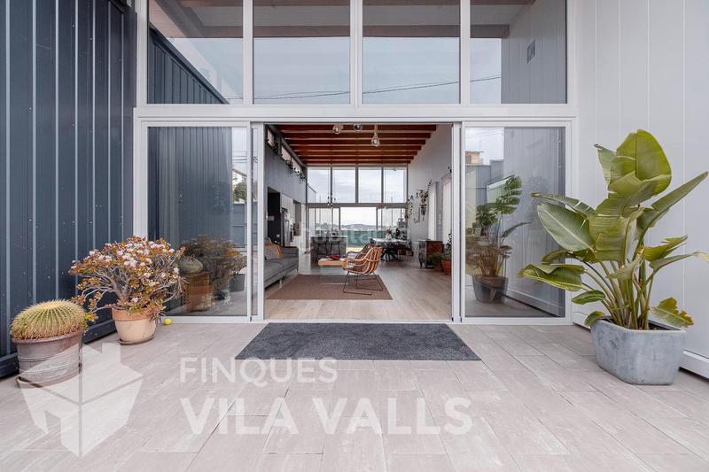 Foto b9363fab-7b70-4e34-b3a5-a42d32700fb2. Chalet diseño espectacular en una planta en Palau-solità i Plegamans