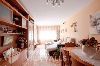 Etagenwohnung  Carrer c d'homs. Piso céntrico con balcón, parking y trastero incluidos