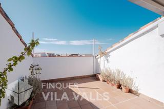 Zweistöckige Wohnung  Calle d'alfons solà. Dúplex con terraza, aparcamiento y trastero en caldes de montbui