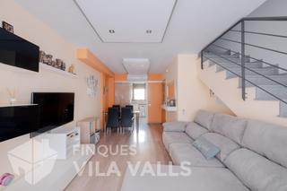 Etagenwohnung  Osona. Precioso dúplex en sant feliu de codines!