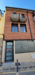 Lloguer Casa  Calle ildefons cerda. Casa dúplex semi nueva con 2 terrazas y aparcamiento.