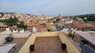 Lloguer Pis  Calle montserrat. Dúplex semi nuevo céntrico, 4 h., 2 b., terrazas de 40 m2