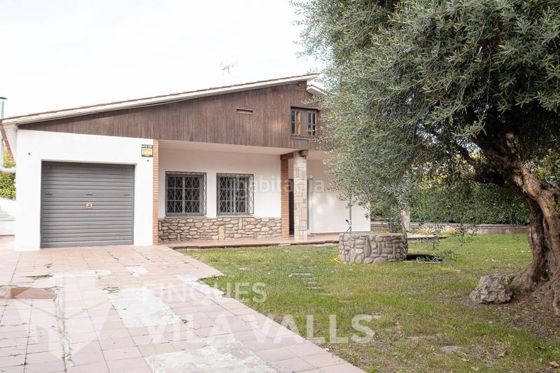 Foto f085d994-2555-42c7-a881-62bb941c8775. Chalet con riscaldamento parcheggio piscina in Santa Eulàlia de Ronçana