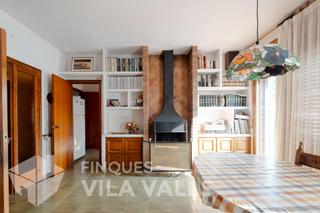 Maison à Sant Feliu de Codines. Casa de pueblo con gran garaje y jardín. muy soleada