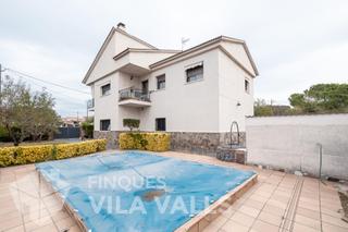 Casa  Sol. Preciosa casa en el casco urbano!!!