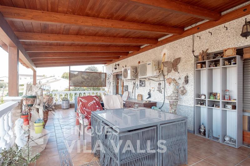 Foto 2b61ad3d-9242-4036-af81-5fc9716c146e. Chalet con riscaldamento parcheggio piscina in Bigues i Riells del Fai