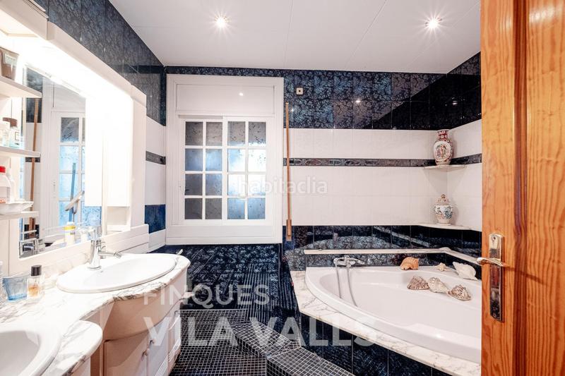 Foto 45b244f0-4bff-48bd-881a-c5063d5dfda4. Chalet con riscaldamento parcheggio piscina in Bigues i Riells del Fai