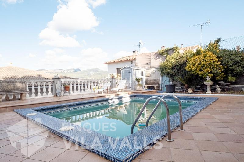 Foto f2560e2e-d080-40a9-af00-0c971246c061. Chalet con riscaldamento parcheggio piscina in Bigues i Riells del Fai