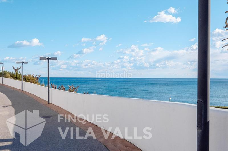 Foto 795330f0-ff10-409c-920a-3b6a8478202e. Chalet  adosado frente al mar en Urbanitzacions Sant Pol de Mar