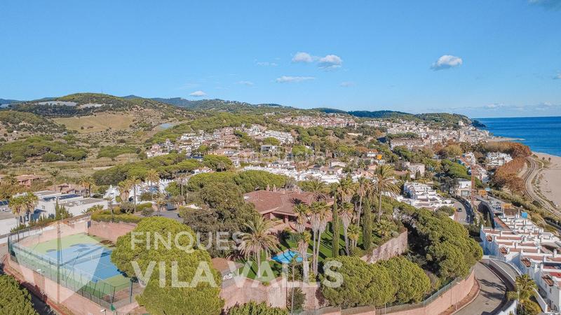 Foto 7f39a040-d665-4378-8838-a85e856533a9. Chalet  adosado frente al mar en Urbanitzacions Sant Pol de Mar