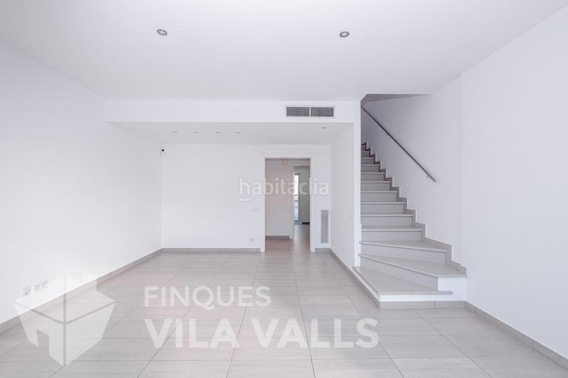 Foto 886dde55-dd3a-459b-a14e-779e71d9bac1. Chalet  adosado frente al mar en Urbanitzacions Sant Pol de Mar