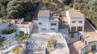 Chalet  C del llorer. Chalet de alto nivel, naturaleza i confort !