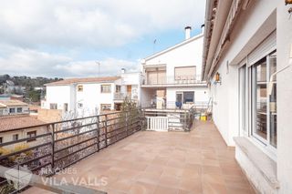 Casa  C osona. Casa independiente de 4 vientos en sant feliu de codines, cerca